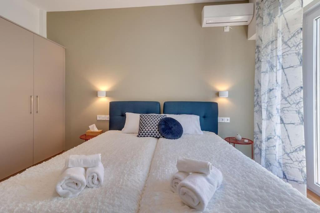 Deluxe Urban 2Br Apt By Nat. Archaelogical Museum เอเธนส์ ภายนอก รูปภาพ